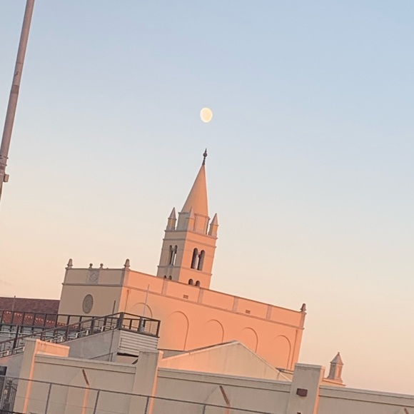 Meet your Posher, Kylee - Picture 1 of 1